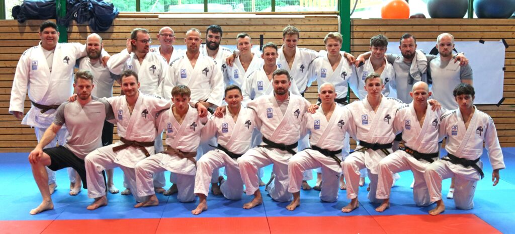 Das Team der KG Aibling-Grafing beim letzten Auswärtskampf in Sindelfingen, Bild von Paul Ampletzer