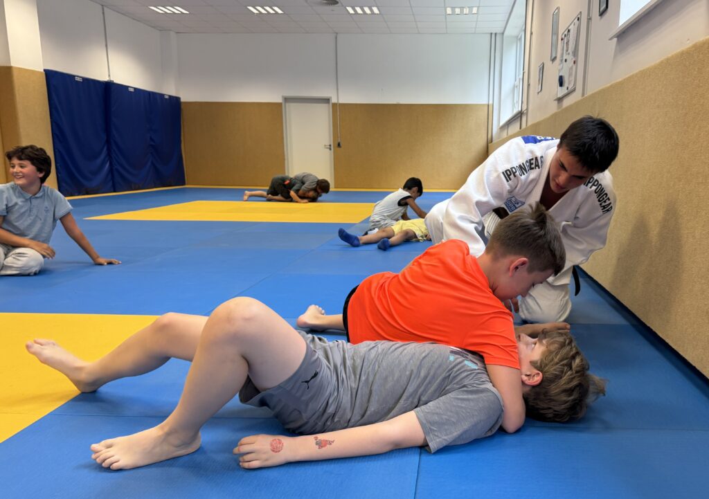 KSV-Judoka Stefan Holzmaier erklärt