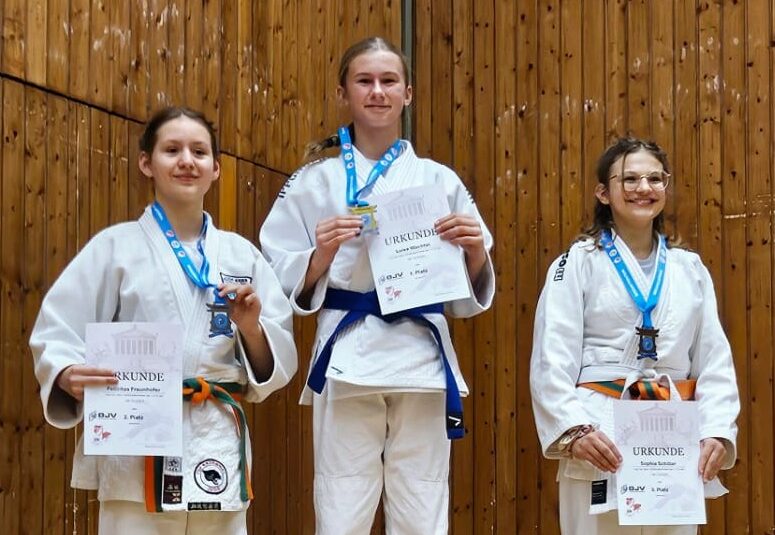 Luise Wachtel siegt in Neutraubling beim Walhalla-Pokal