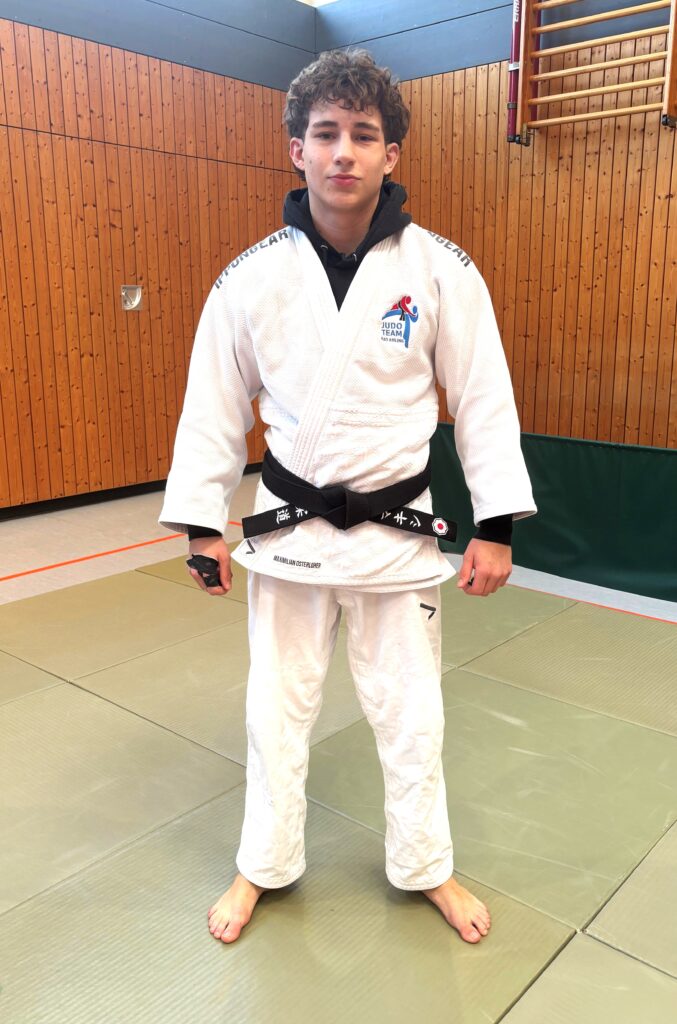 Maximilian Osterloher 1. Dan