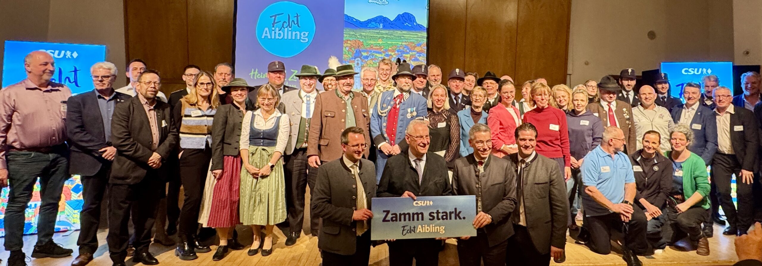 Erinnerungsfoto m. d. Ehrengästen Stephan Schlier, Joachim Hermann , Otto Lederer, Dr. Thomas Geppert, v. l.