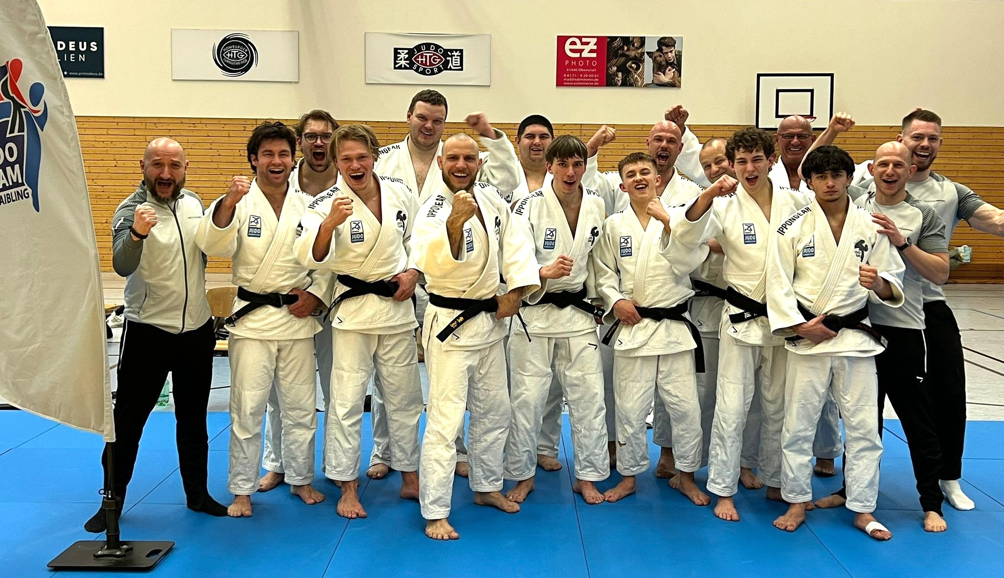 Jubel nach dem Sieg - die KG Bad Aibling-Grafing, Bild KSV Bad Aibling